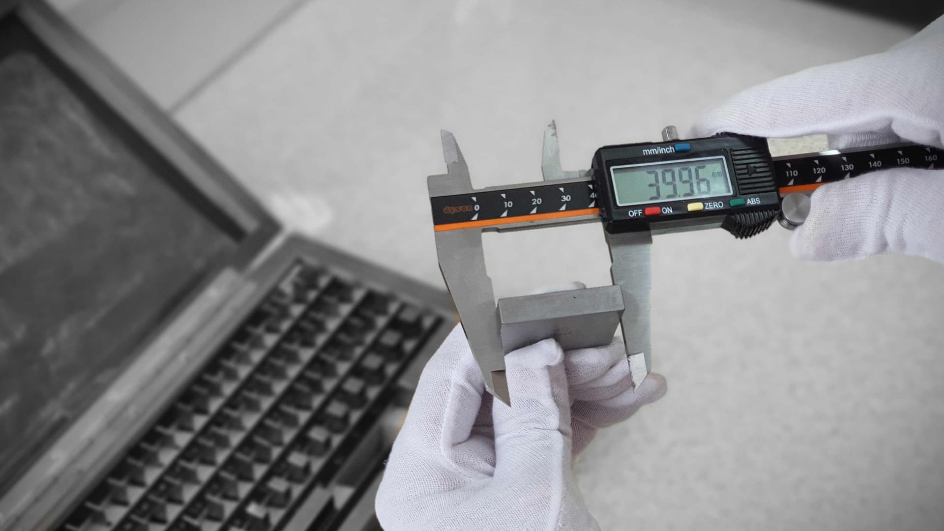 دارای گواهی نامه ISO / IEC 17025 : 2017